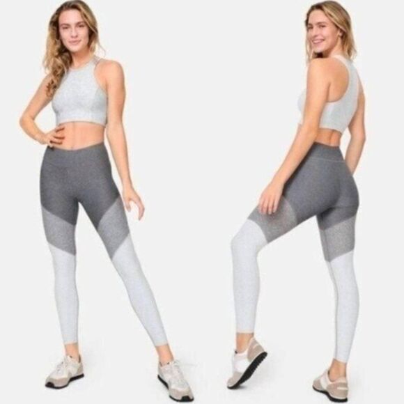 Outdoor Voices Pants - Outdoor Voices 7/8 Springs Legging In Ash Dove Graphite Size XS